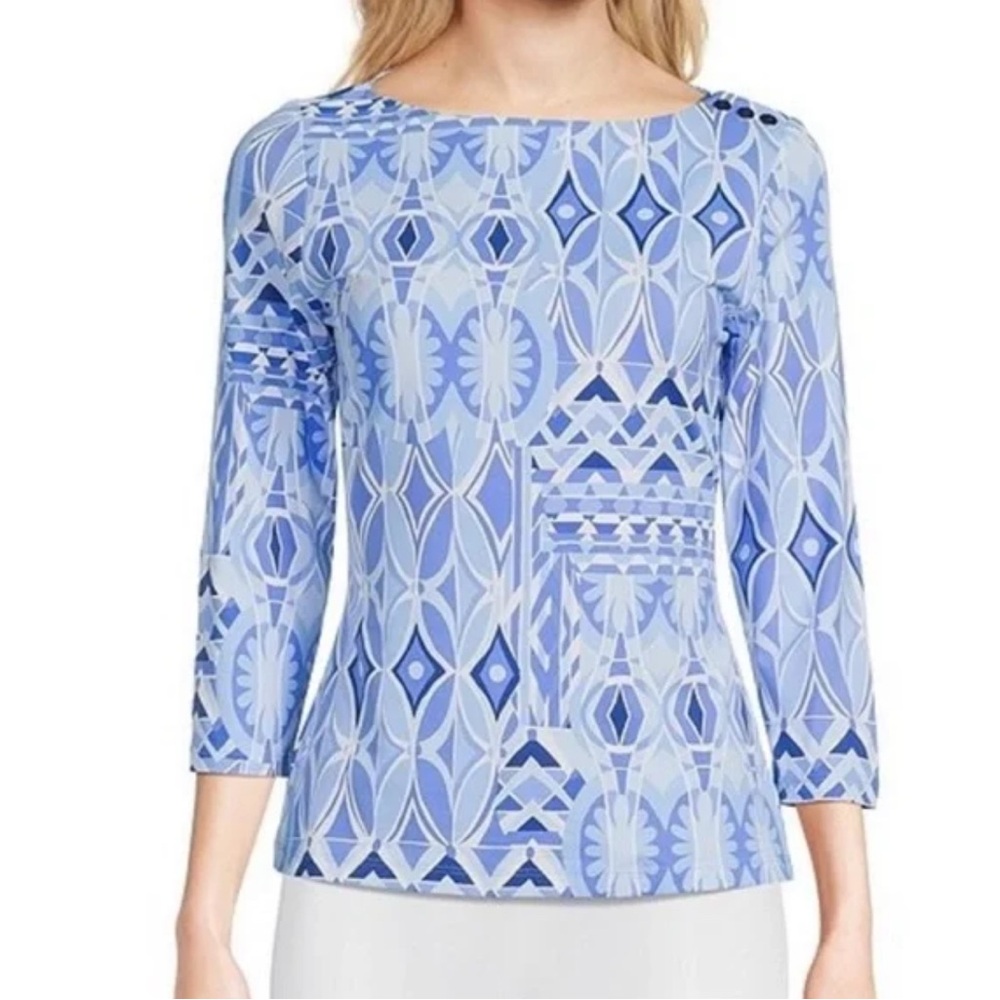 J. McLaughlin wavesong 3/4 sleeves top in good condition.